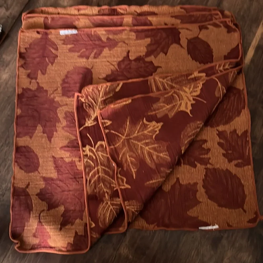 Autumnal Set of 3 Leaf Reversible Quilted Placemats and (3) Napkin Mismatch Set